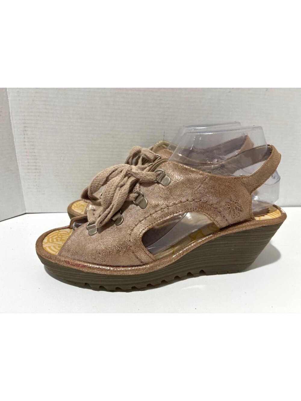Fly London Ylfa wedge sandals metallic leather lace-up slingback strap size 39